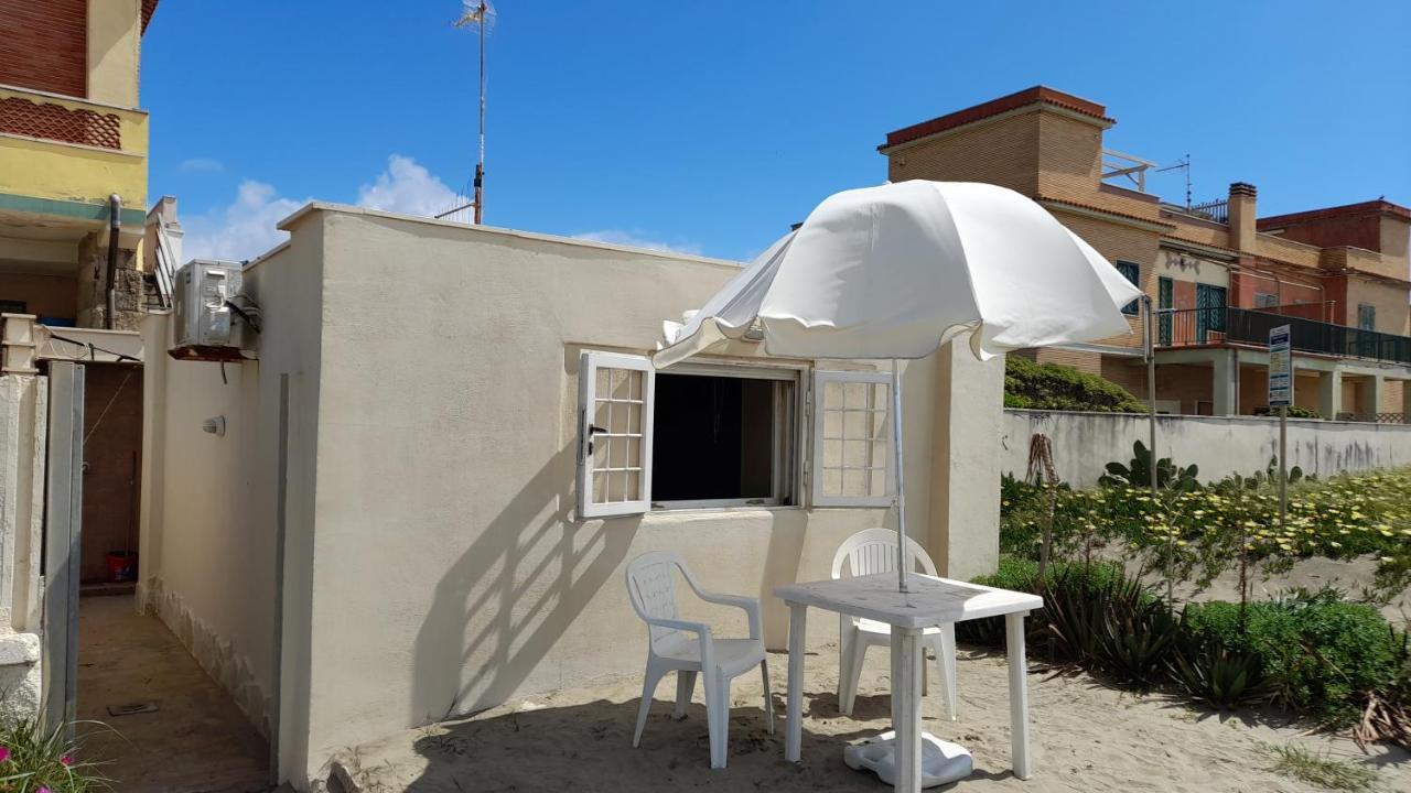 Casina Sulla Sabbia Apartment Torvaianica Luaran gambar