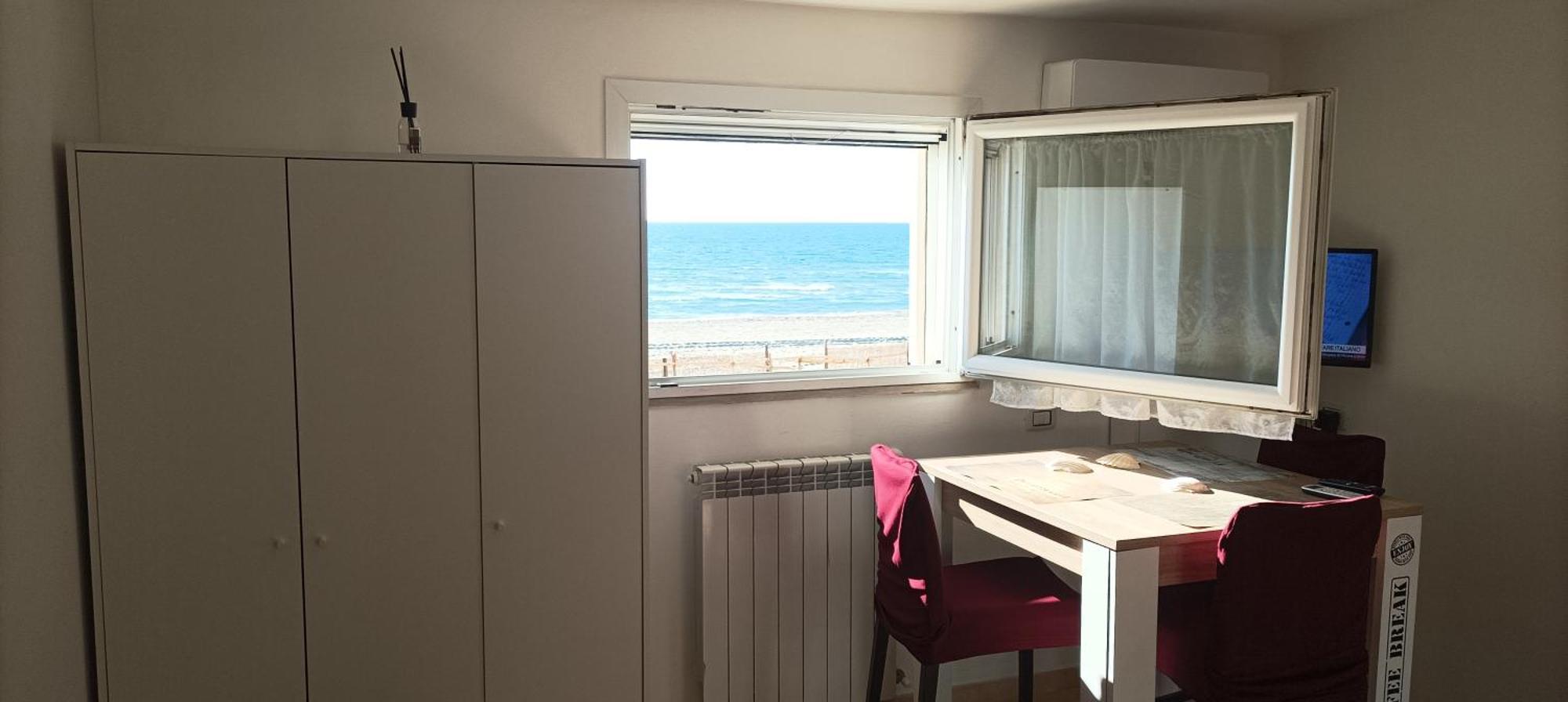 Casina Sulla Sabbia Apartment Torvaianica Luaran gambar