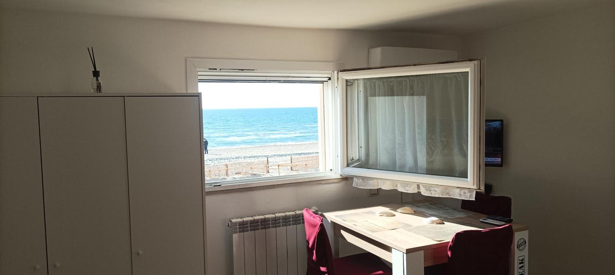 Casina Sulla Sabbia Apartment Torvaianica Luaran gambar