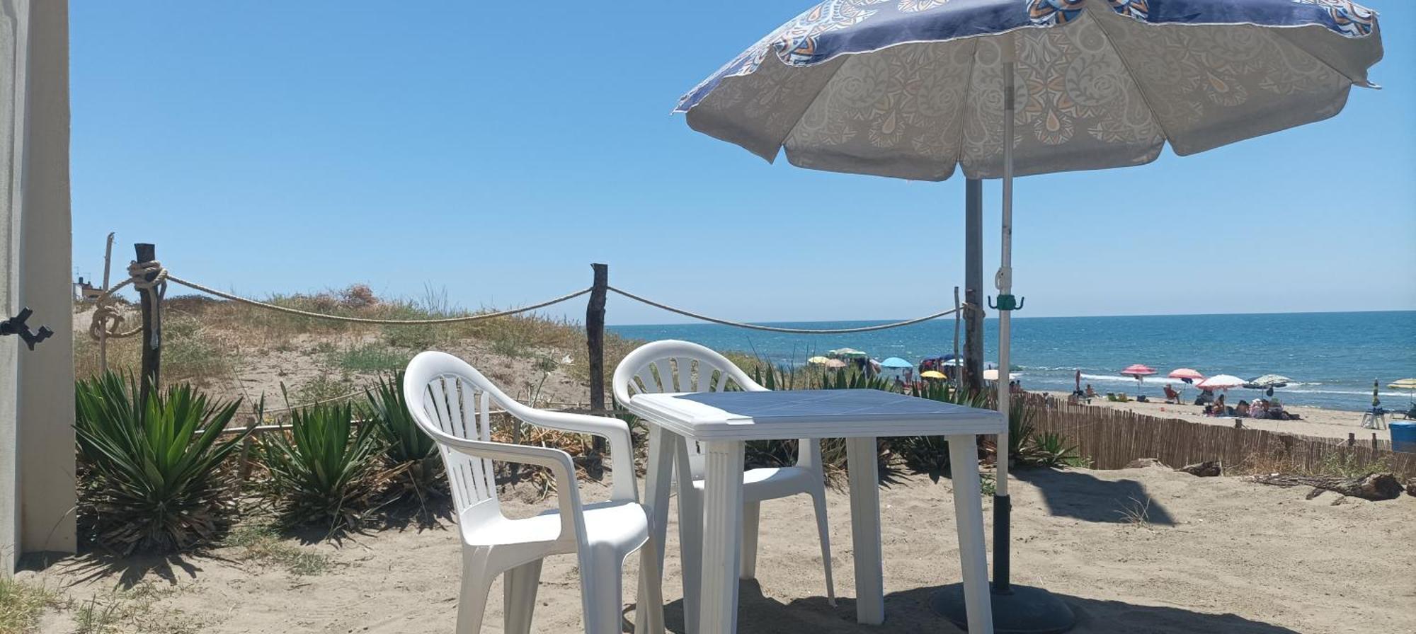 Casina Sulla Sabbia Apartment Torvaianica Luaran gambar